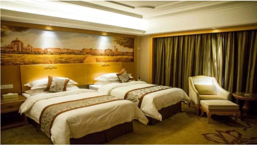 Vienna International Hotel Lhasa Potala Palace Екстериор снимка